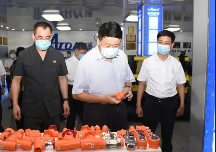 亞通資訊 | 省人大常委會黨組副書記、副主任梁建勇帶隊蒞臨亞通考察調(diào)研