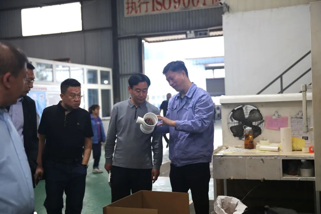 1682576579439569.jpg 4.jpg