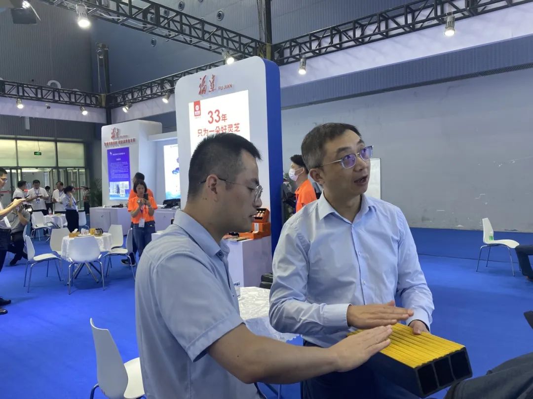 1688108355943988.jpg 8.jpg