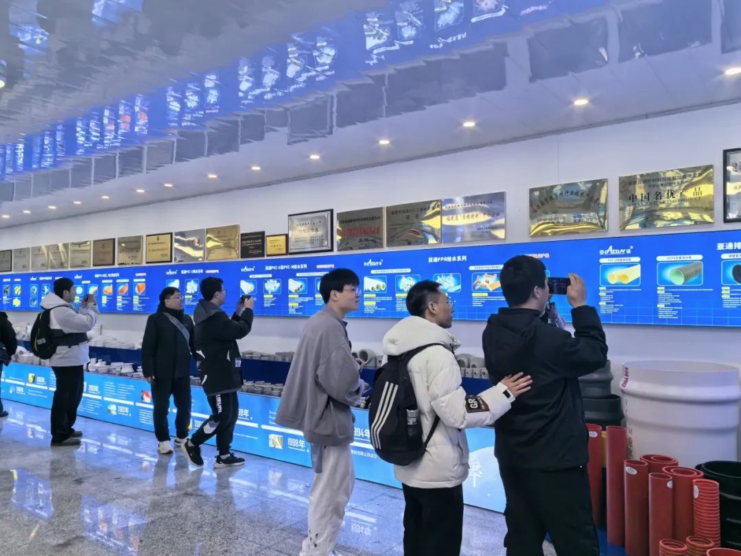 1710810598310732.jpg 4.jpg