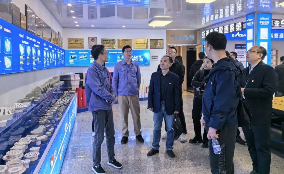 1712890075887874.jpg 3.jpg