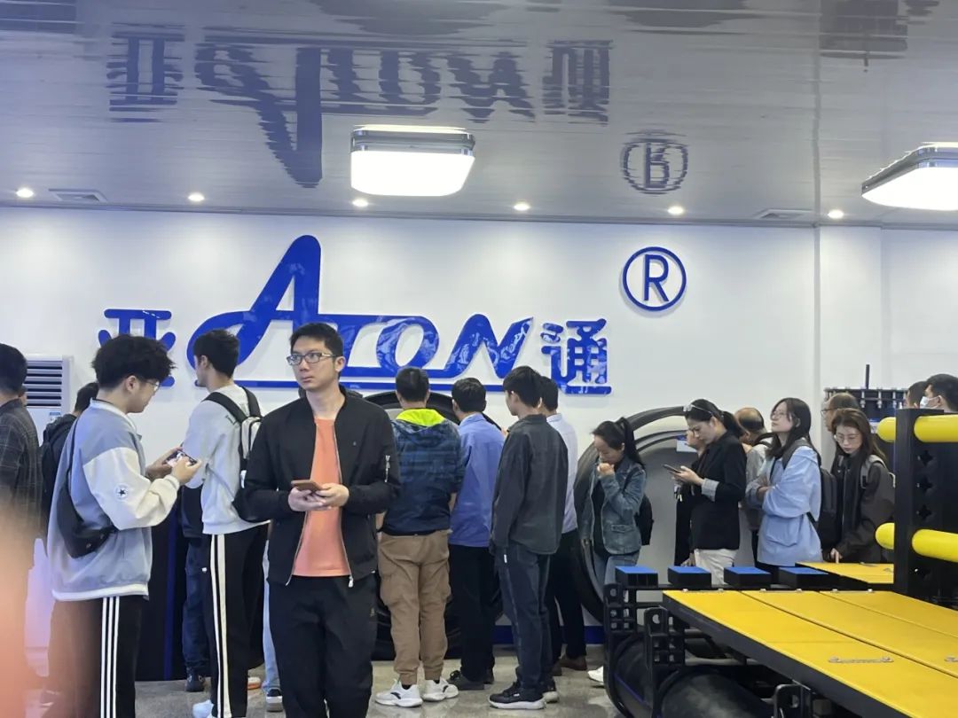 1731130903226304.jpg 4.jpg