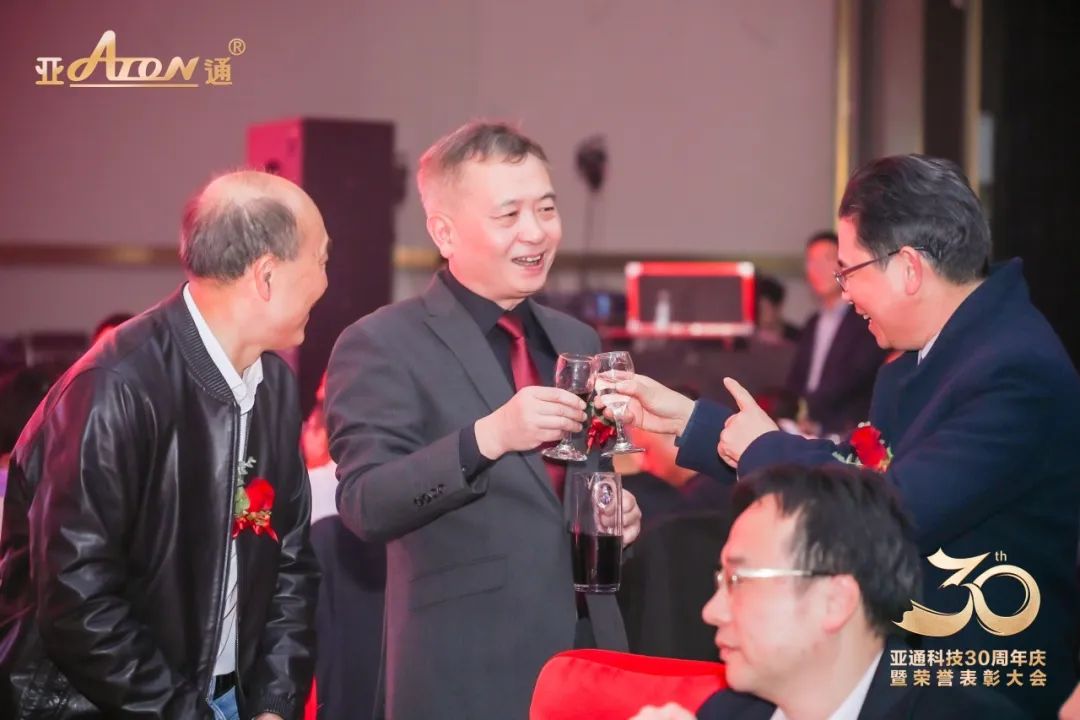 1738822158123294.jpg 37.jpg